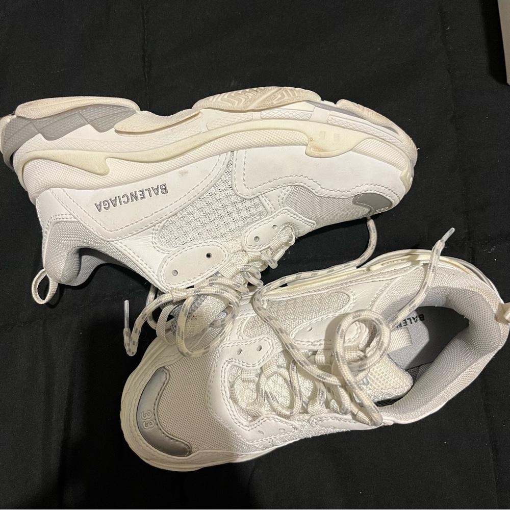 Balenciaga Shoes triple S